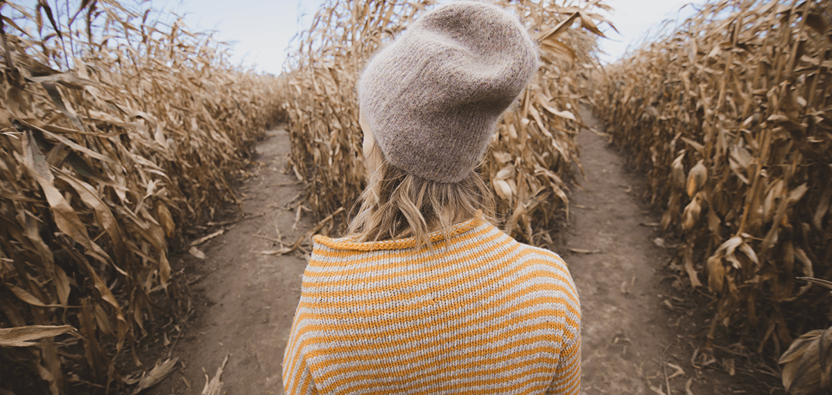 Frau im Feld