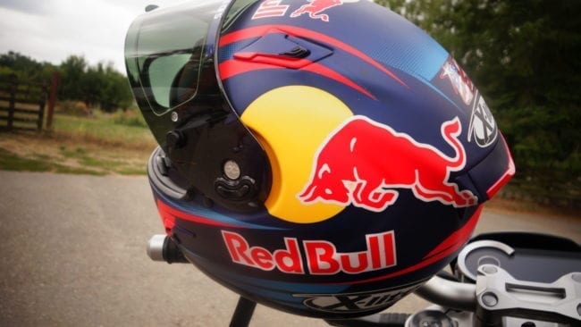 Helm von Stefan Bradl