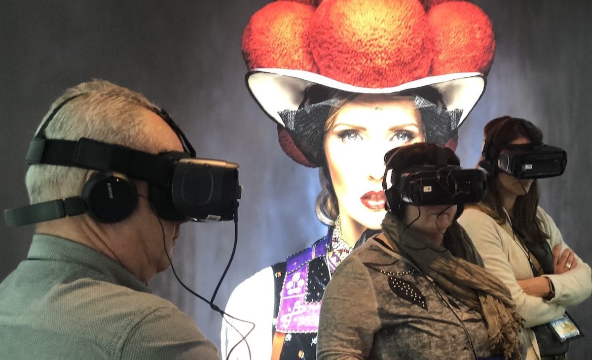 Virtual-Reality Inhalte und 360-Grad-Video auf Konferenzen abspielen - VR Playback App zur simultanen Wiedergabe Ihrer Inhalte auf Konferenzen